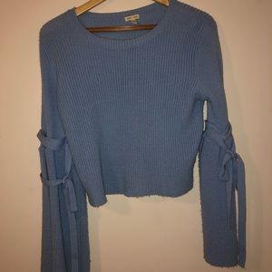 URBAN OUTFITTERS BELL SLEEVE SWEATER